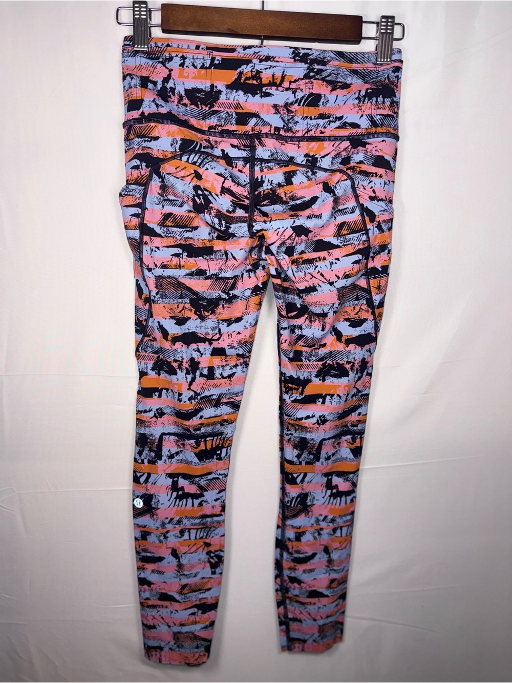 Lululemon Women Vibrant Striped Multi Color Abstact Print Leggings Size 6 - Picture 3 of 14